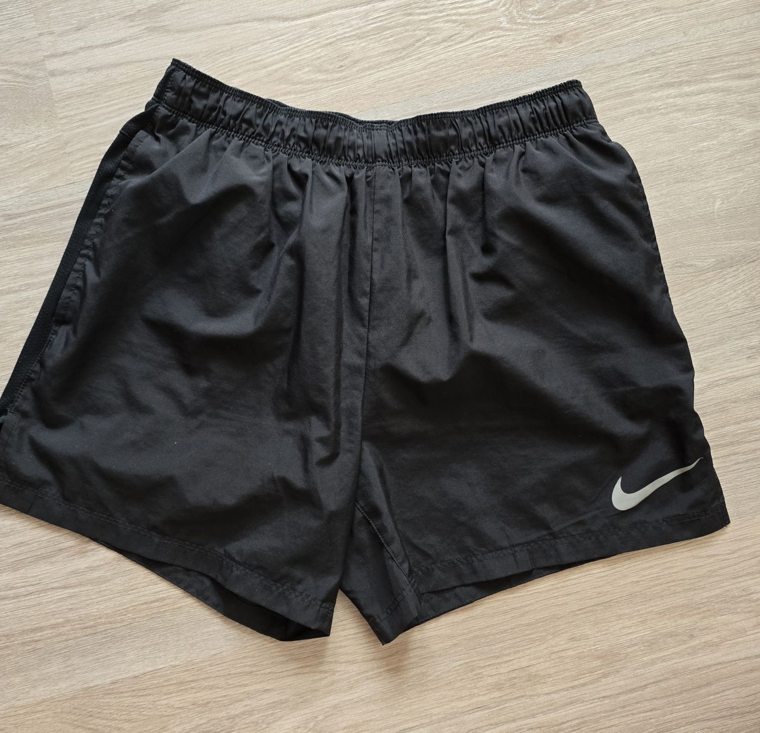 Nike и аdidas къси панталонки  размер S,M,XL