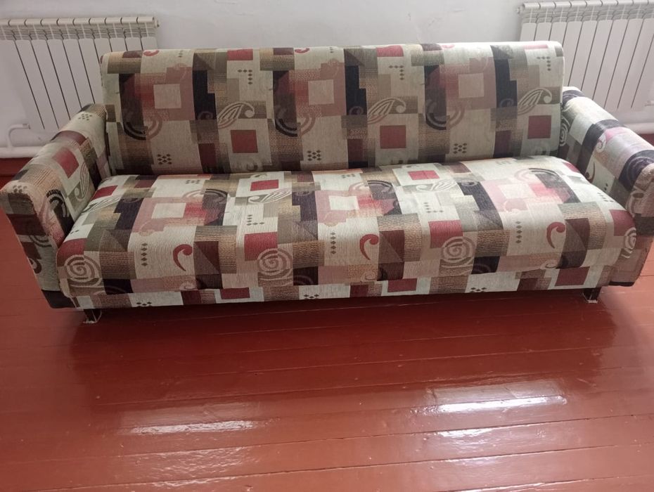 Доставка бесплатная. Диван хорошего качества за 25000 т