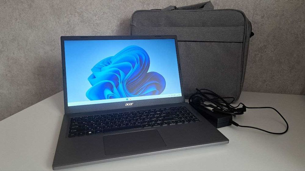 Ноутбук Acer Aspire 5  I7 1355U 32 GB DDR5 1TB