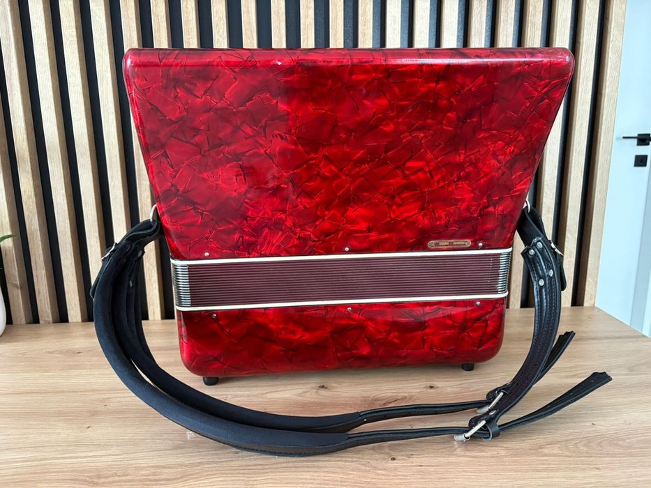 Acordeon Parrot/Scandalli cu 96 de basi