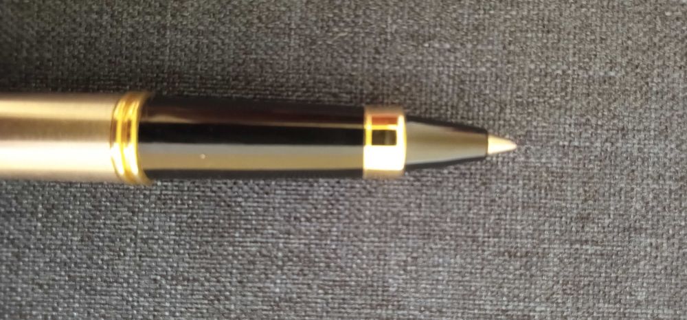 Pix Borghini Italia model V3 REP-H, otel inox, insertii aurite NOU