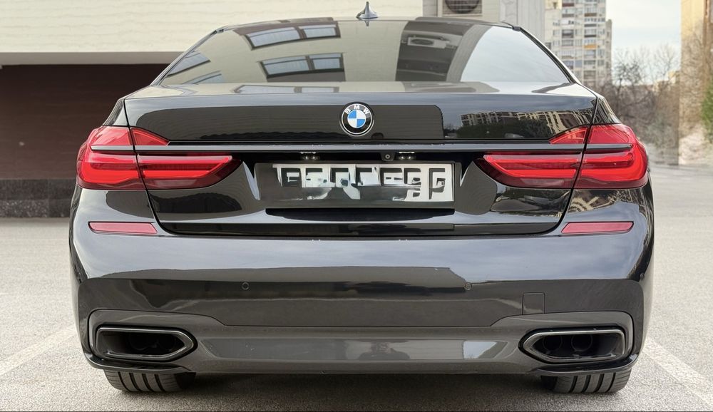 Bmw 750 Li Оригинален M-packet Carbon