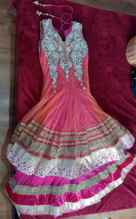 Haine și bijuterii indiene