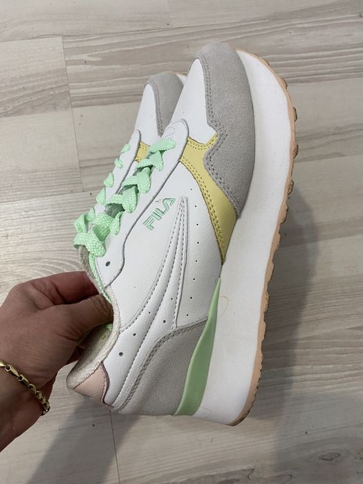 Vand adidasi Fila originali noi marimea 38