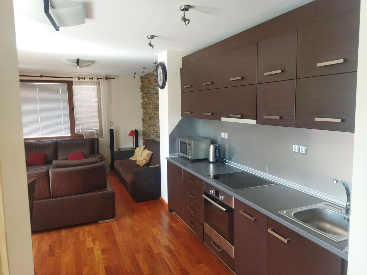 Продава се Тристаен апартамент в Смолян, Невястата - 127 кв.м за 1000 €/кв.м - Снимка #5