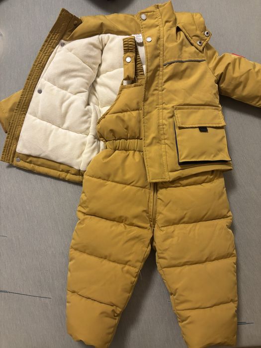 Зимняя куртка в желтой рассцветке