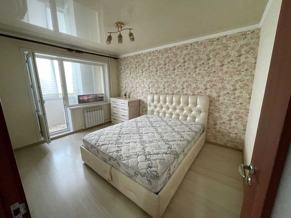 Продам 2х комнатную квартиру в районе 1й школы Ауэзова 178