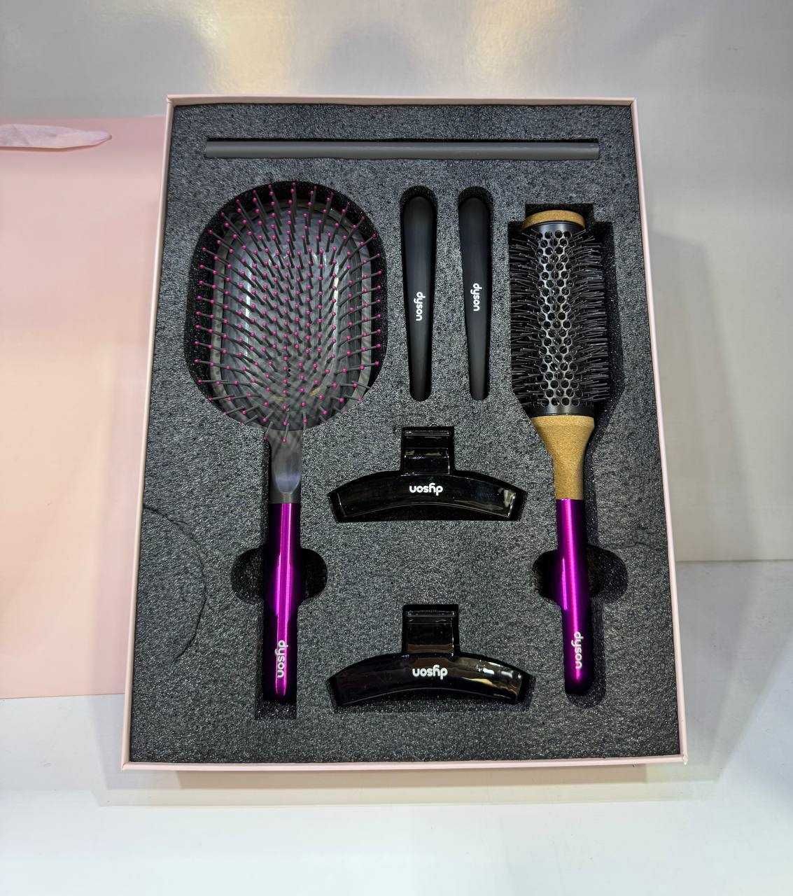 Фен Dyson и родарочный набор от Dyson 7x1