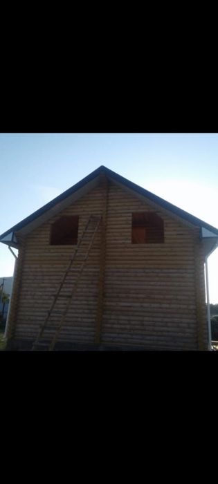 Срочно продам сруб дома из оцилиндрованного бревна
