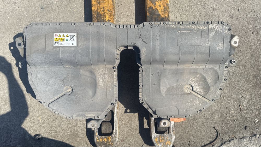 Батерия от BMW G20 330ex