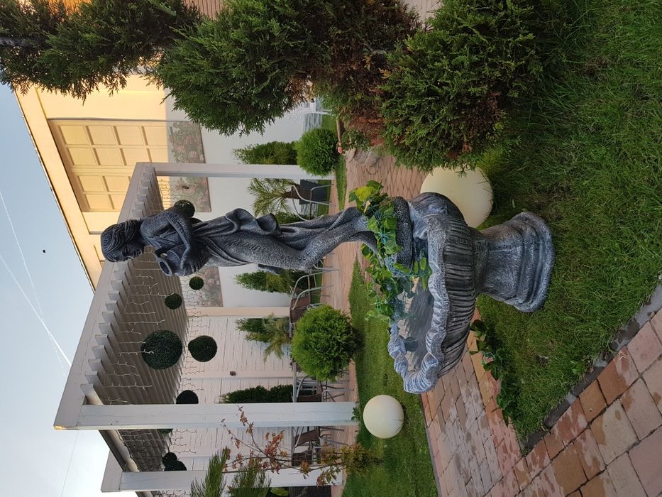 Fantana arteziana F20,fantani arteziene din beton,statuete din beton