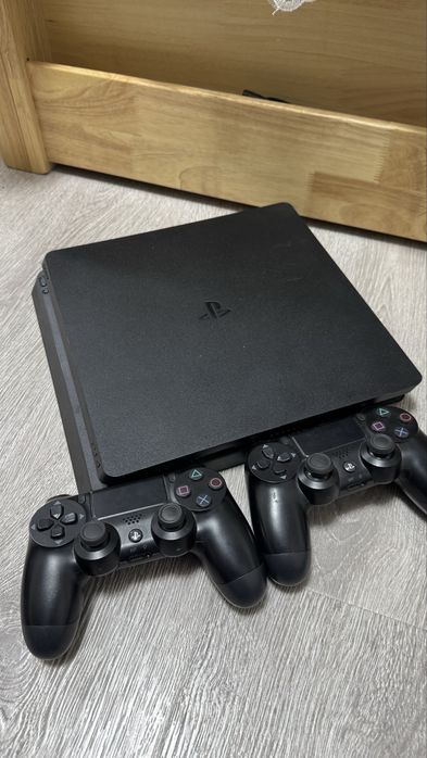 Ps4 1tb состояние хорошая