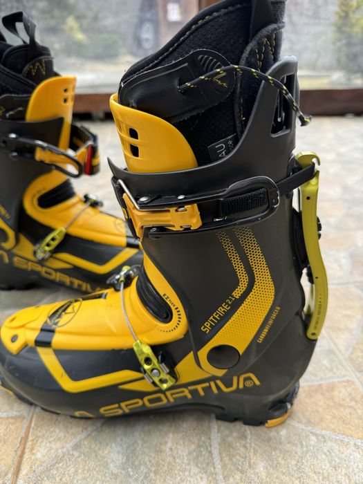 Clapari de tura La Sportiva Spitfire 2.1