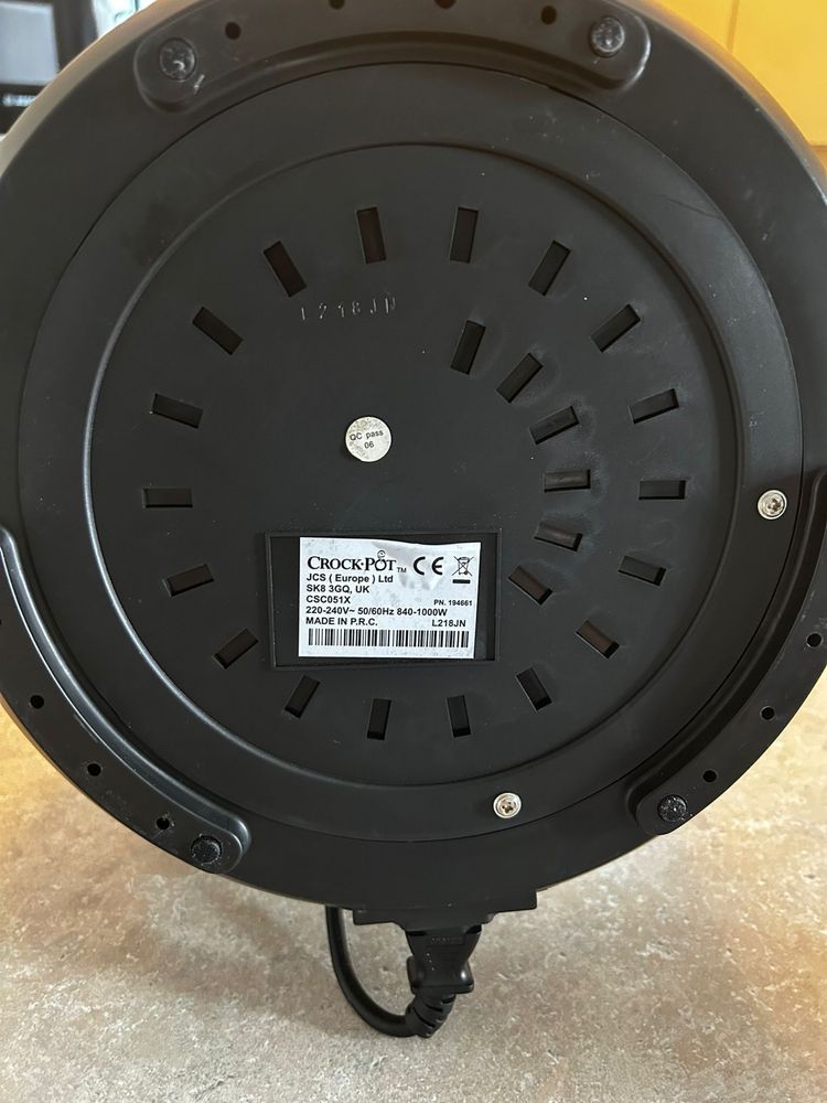 Multicooker cu gatire sub presiune Crock-Pot Express CSC051X