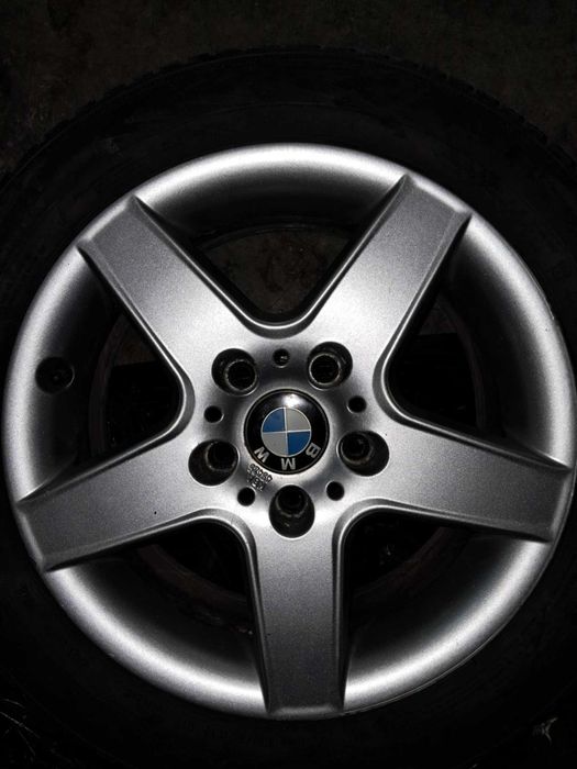 Зимни гуми с джанти за БМВ Е90