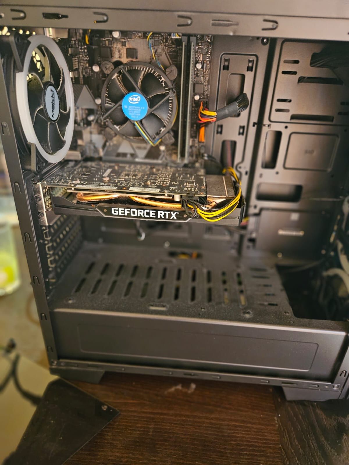 ПРОМО!Геймърски компютър Nvidia RTX 2060, Intel Core I5-9400F, 16GB RA