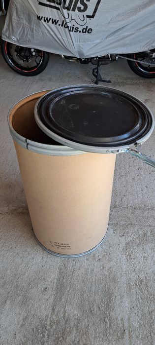 Bidoane din carton 110L