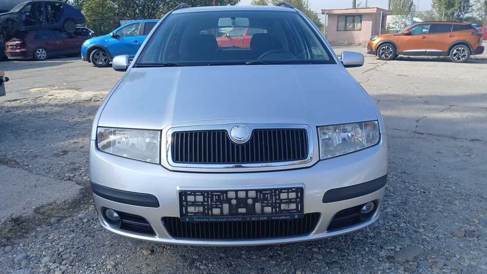 Dezmembrez Skoda Fabia 1.4 Diesel DIN 2004 - BNM