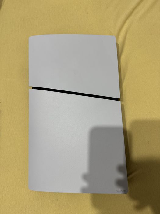 Vand consola playstation 5 digital edition 1TB