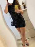 Rochie neagra de seara.