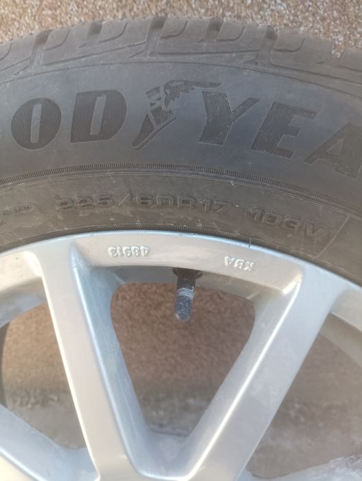 Гуми за джип Хюндай