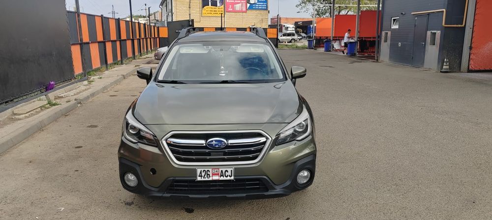 Продам Subaru outback в отличном состояний вложение не требует