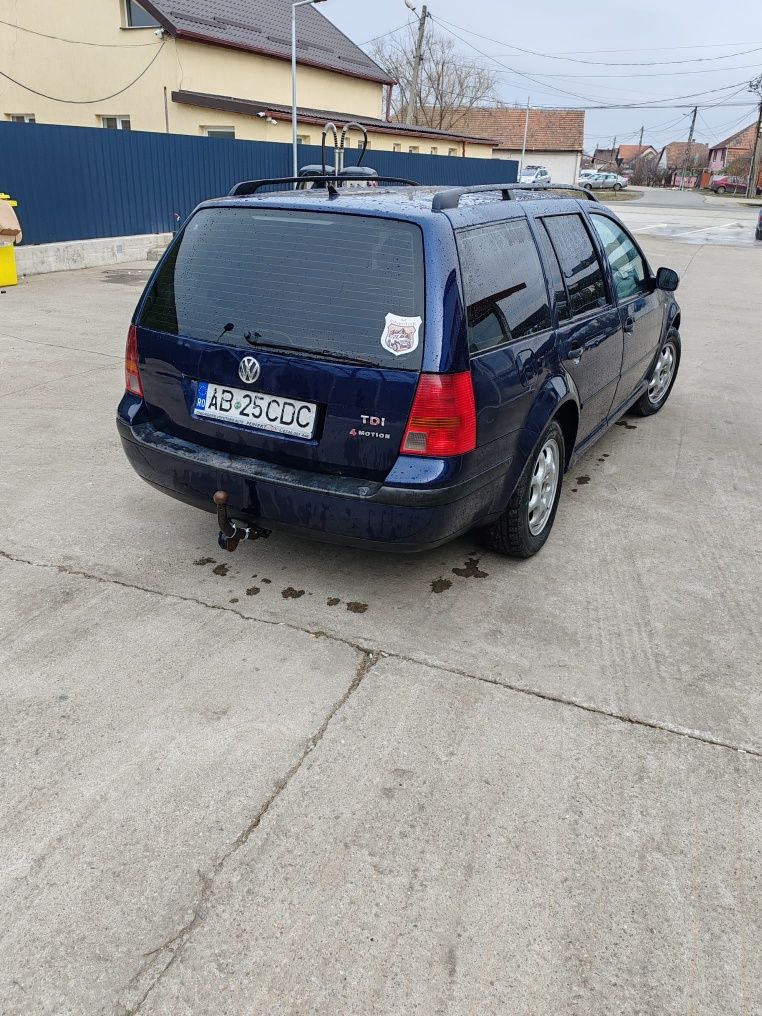 Vând golf 4 4x4 la buton