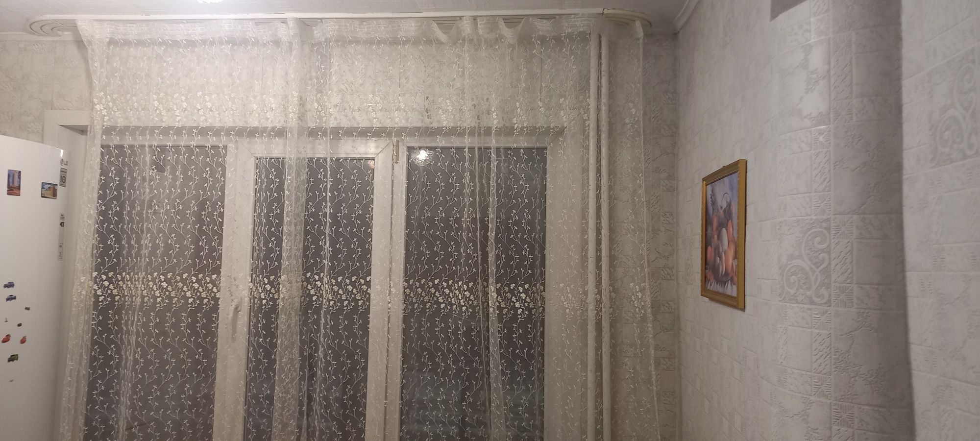 ТЮЛЬ   Новая   на  Кухню
