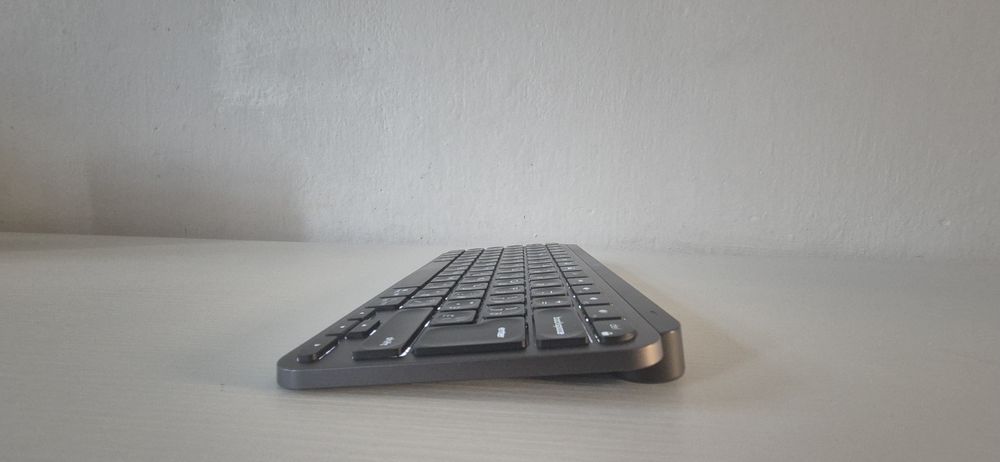 продам клавиатуру Logitech MX Keys Mini. Graphite, Bluetooth