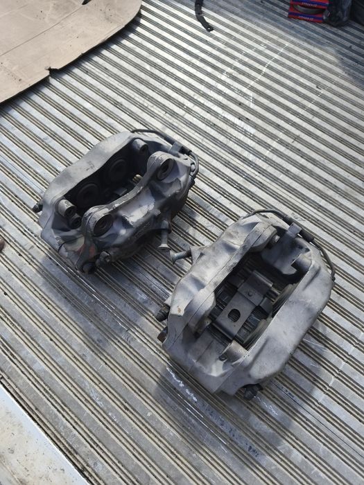 BMW Upgrade - Etriere Față Brembo 4P