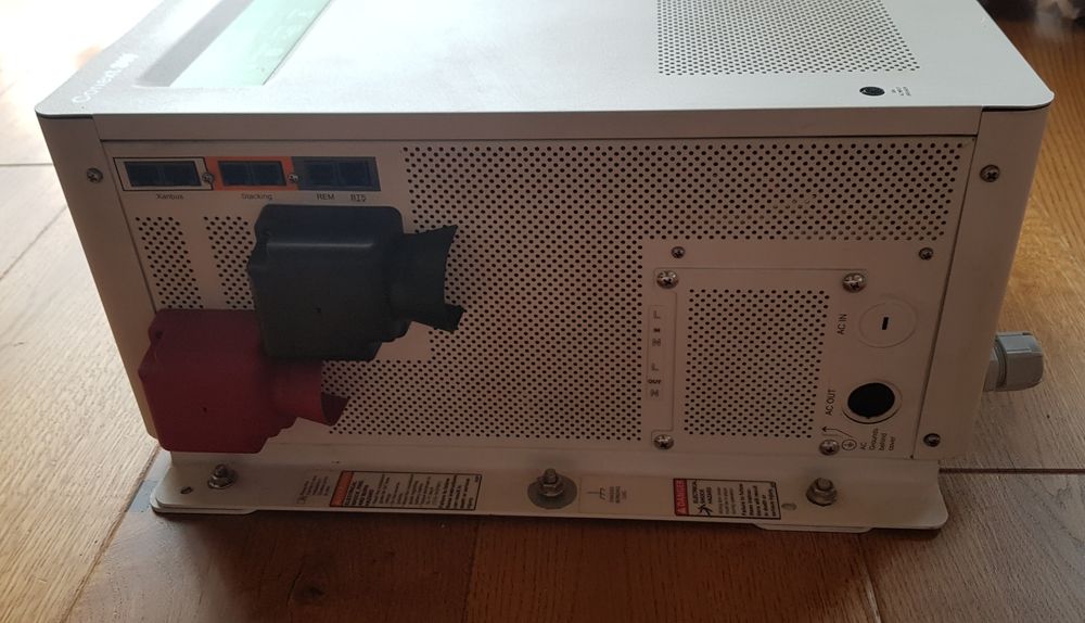 Invertor combi 24V 3,4kw Conext SW 4024 Schneider