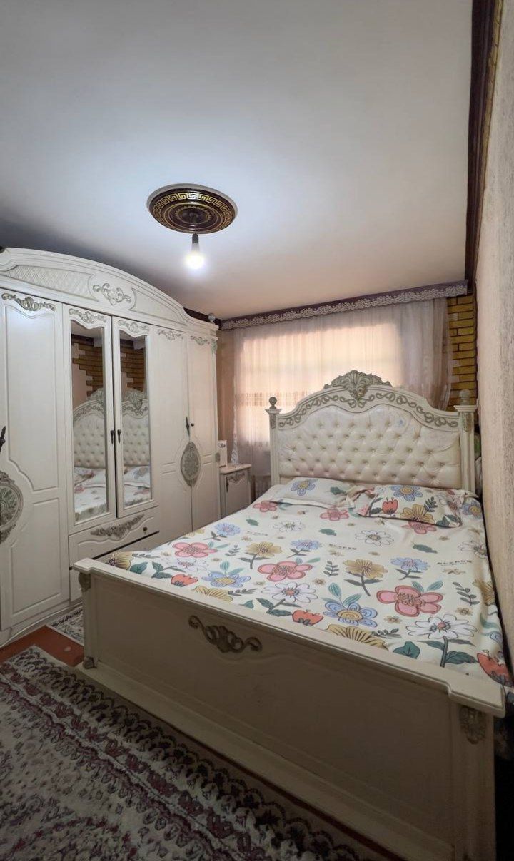 Продается квартира 3 комнатная 2 этаж