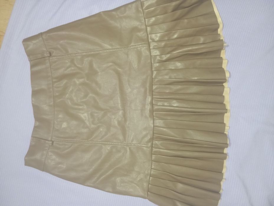 Кожаная мини-юбка
