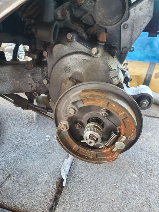 Motor vespa pk 50
