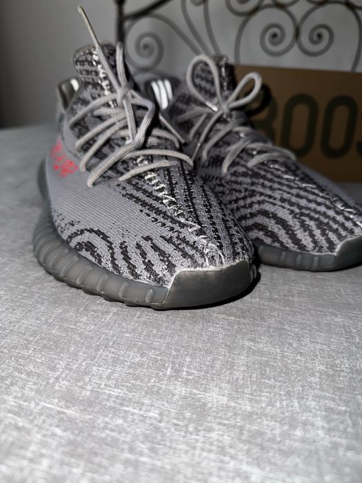 Yeezy 350 V2 Beluga 2.0