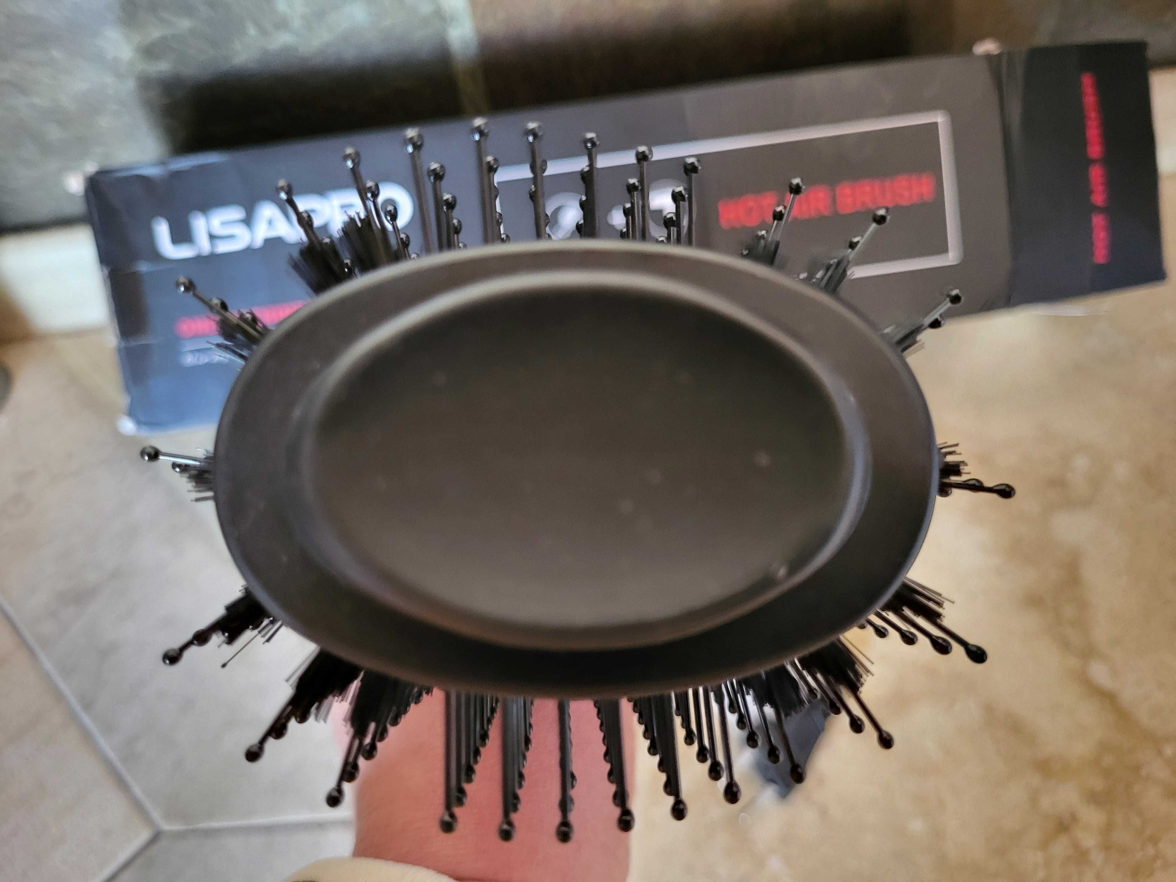 Професионален електрически сешоар с четка за коса LISAPRO SM-5250