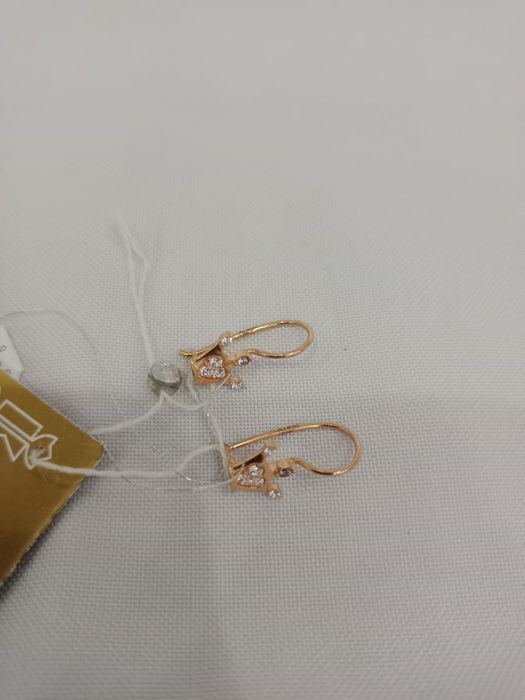 ПРОДАМ золотой серьги