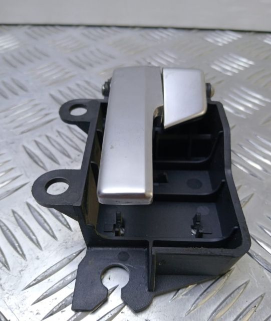 Maner interior  stanga fata / spate 3M51-R22601-BA Ford C-Max prima g