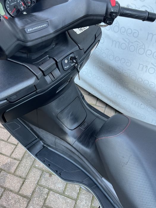 Motoideea vinde SUZUKI BURGMAN 400 ABS 2015