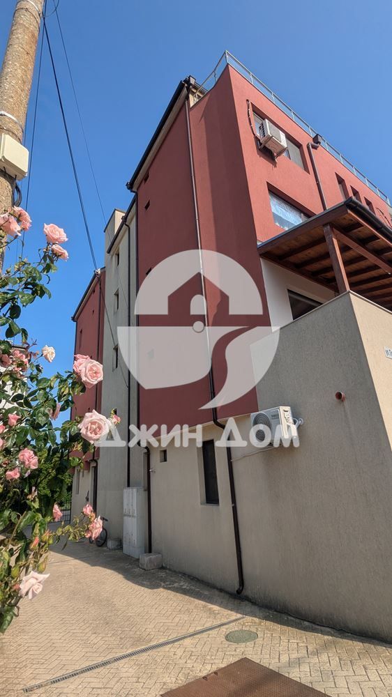 Двустаен с ГЛЕДКА МОРЕ и БЕЗ ТАКСА в центъра на Сарафово