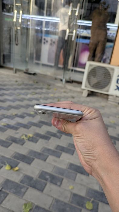 iPhone 11 - qurt holatda 128 gb qolgan malumotlar telegramda