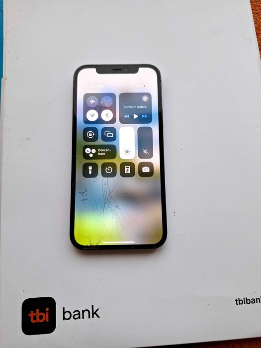 Vand schimb iphone 12 pro 84% baterie