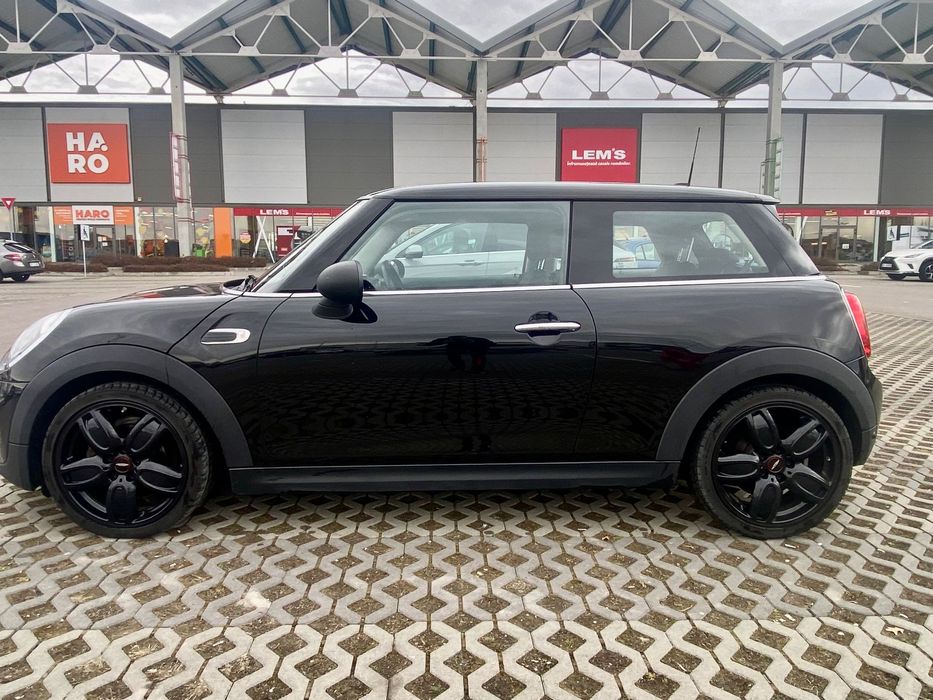 Mini ONE Automat, impecabil