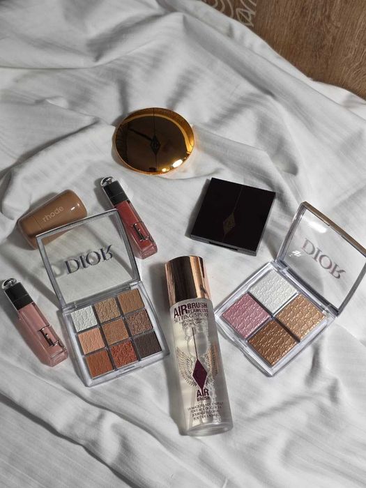 Люкс косметика DIOR, RHODE, Charlotte Tilbury