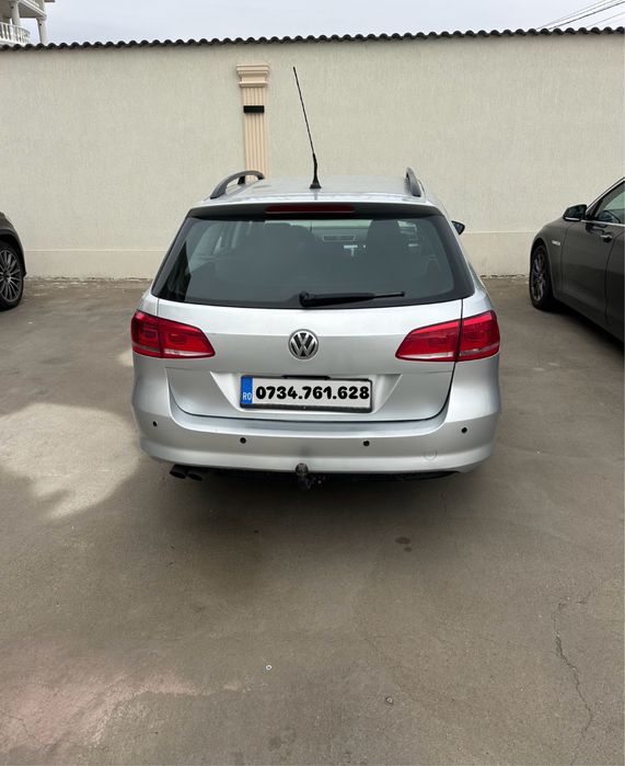 Volkswagen Passat B7  Motorizare: 2.0 TDI DSG 2012
