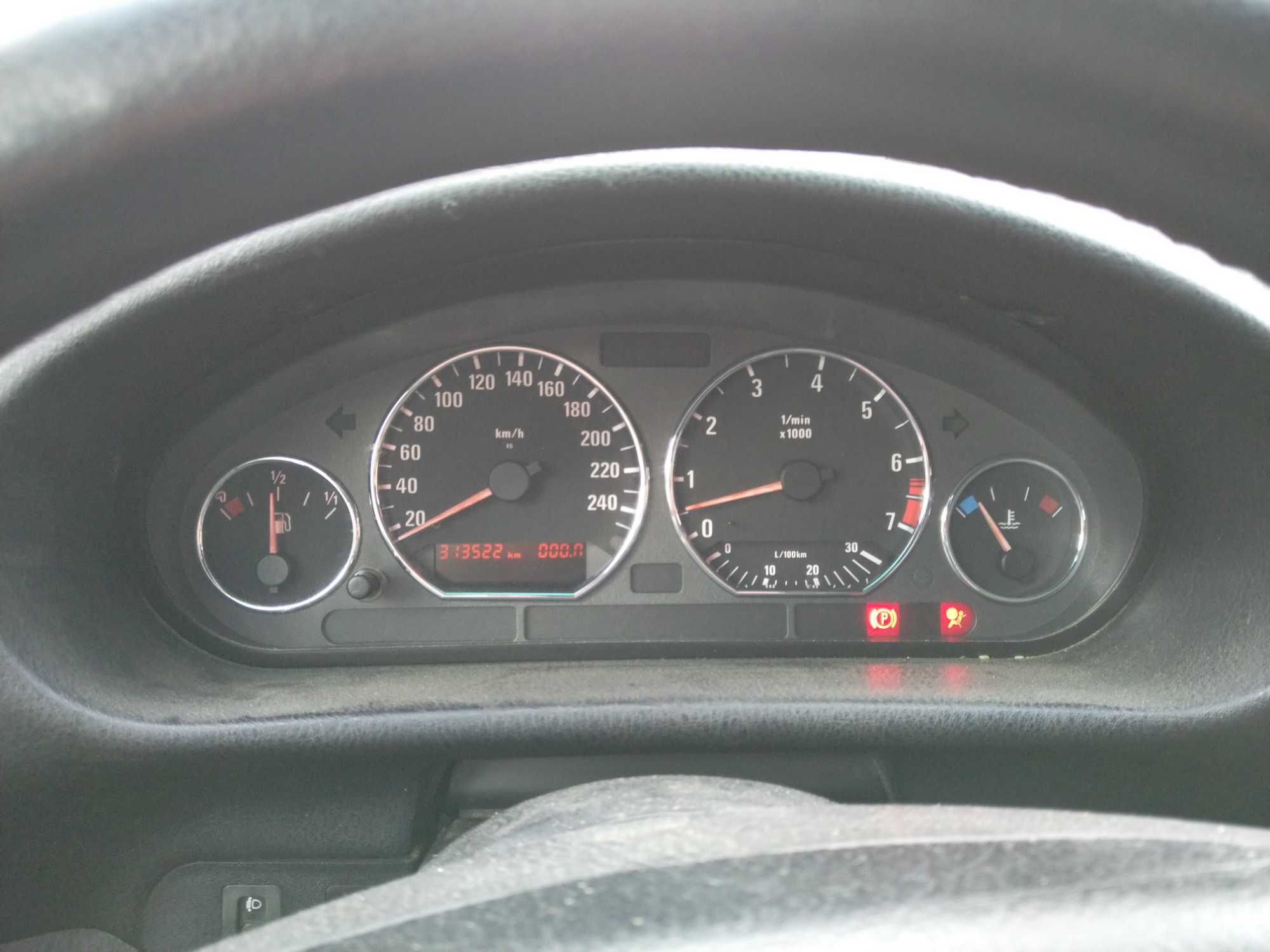 Bmw e36 320 i M50 B20 на части