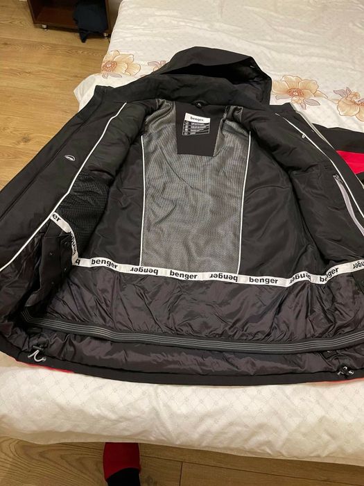 Geacă sky benger nou fără eticheta