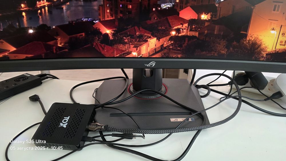 Монитор Asus Rog XG32WCMS