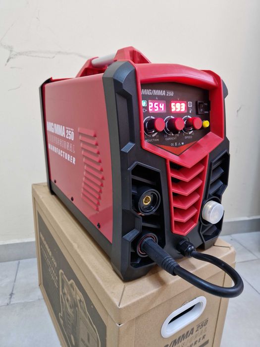 250Ампера  - Телоподаващ Апарат + Електрожен PROFESSIONAL Телоподаващо