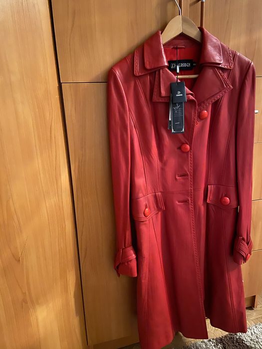 Продам турецкие кожанные новые плащи размер 46